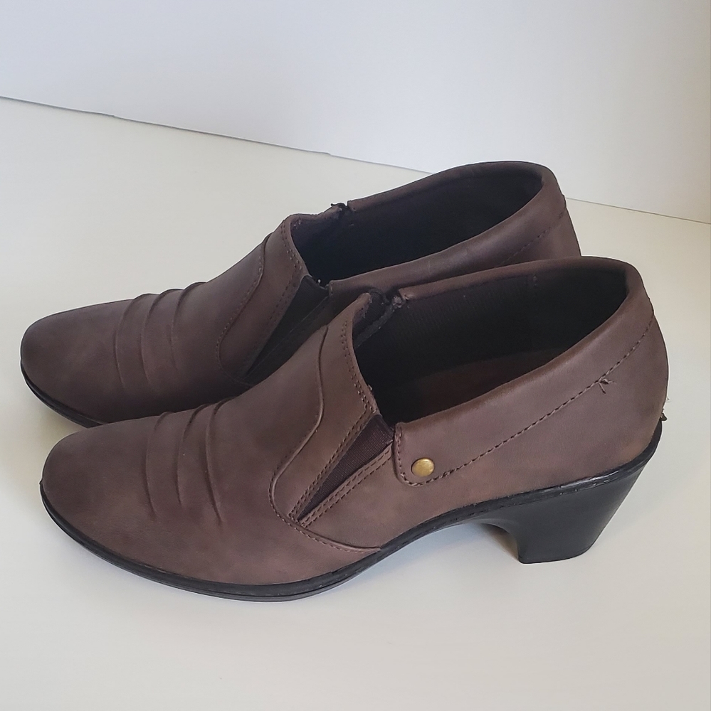 Easy Street Bennett Heels size 9
